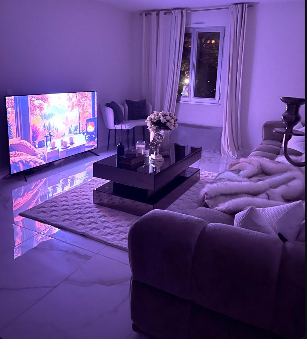 La Maison Du Luxe Ris-Orangis Extérieur photo